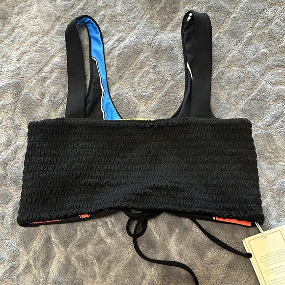 Maaji Reversible Abstract Colored Bikini Top - Picture 5 of 6